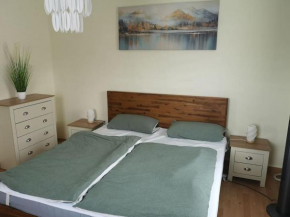 Vier Zimmer Appartment mit Küche & Bad